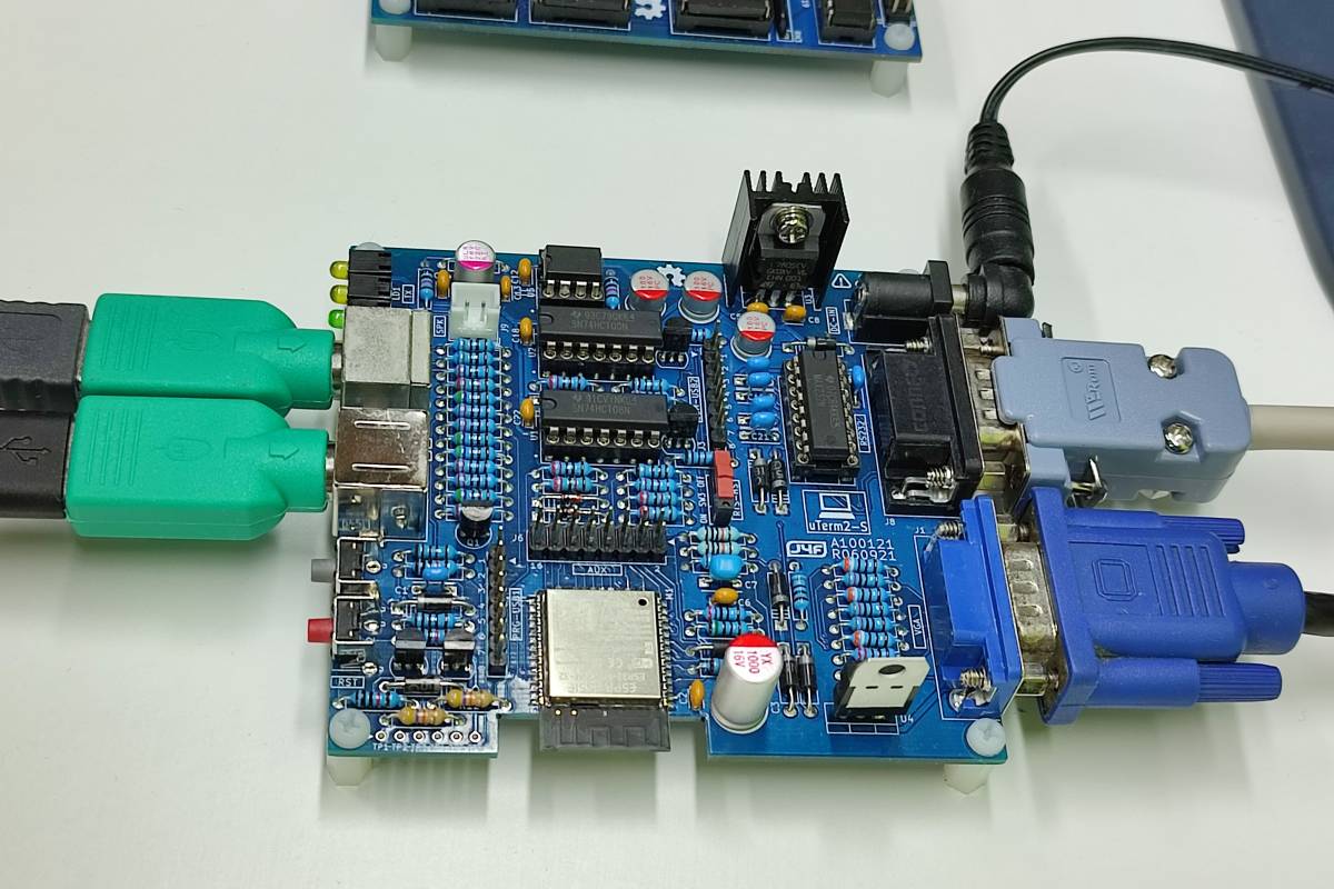 uterm2-s_08.jpg